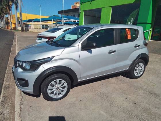 FIAT MOBI 1.0 EVO FLEX LIKE. MANUAL FIAT MOBI 1.0 EVO FLEX LIKE. MANUAL
